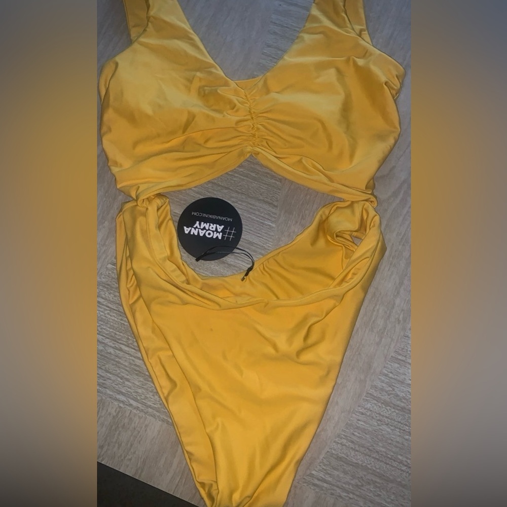Moana Bikini Snacks Monokini in Fries